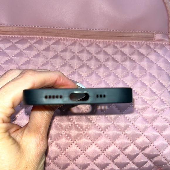 iPhone 13 Cases - Picture 13 of 16